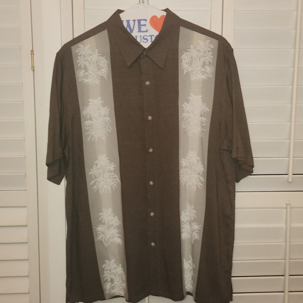 CROFT & BARROW BUTTON DOWN SHORT SLEEVE SIZE L